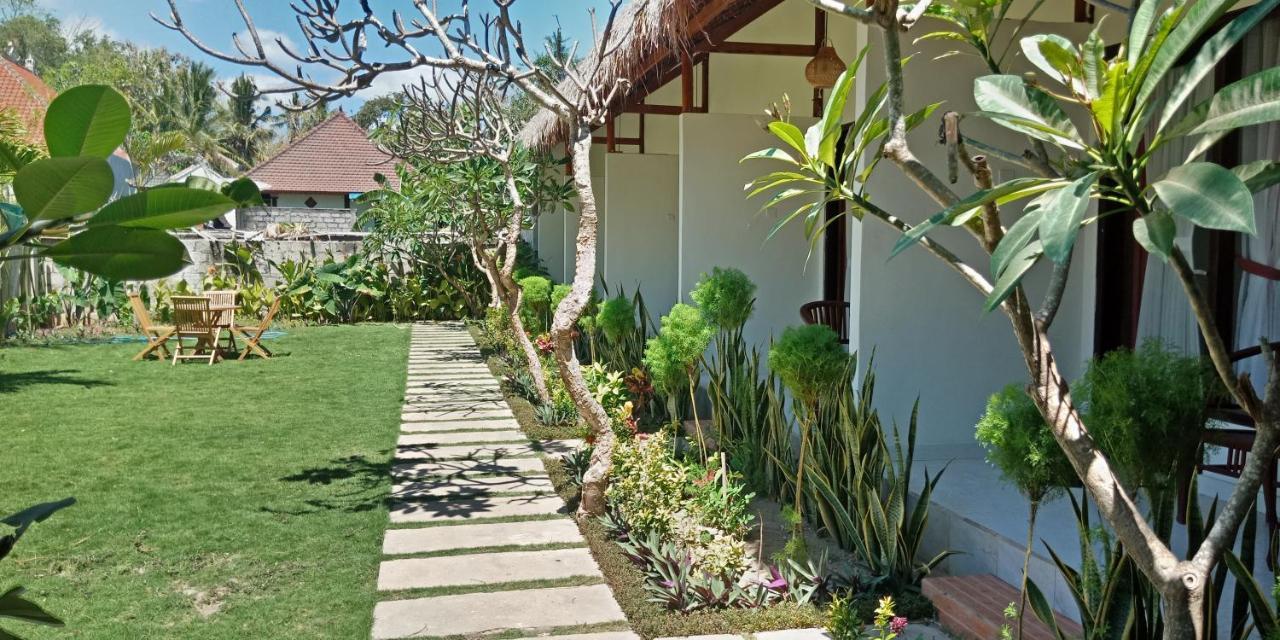 The Poetri Oka Hotel Batununggul Exterior photo